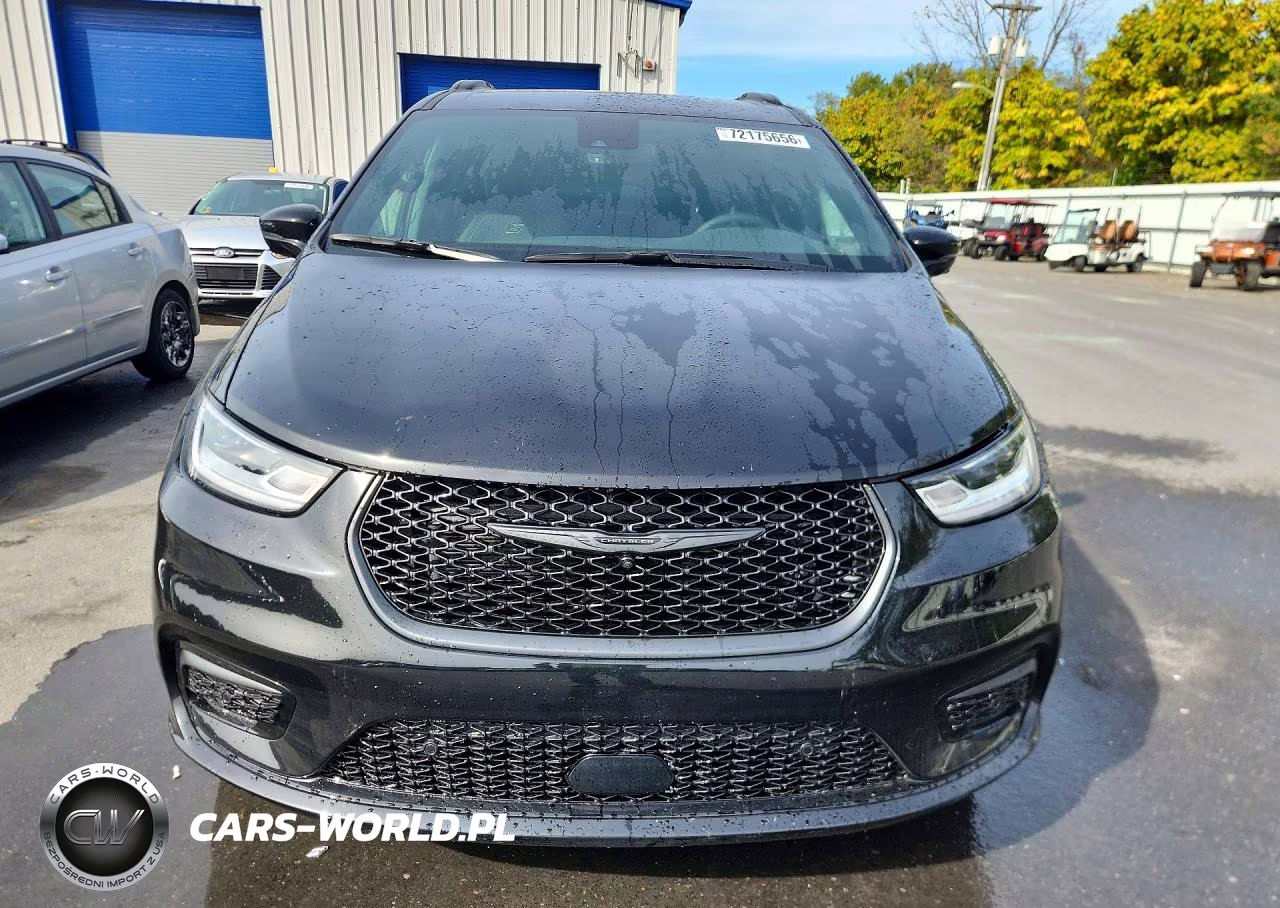 2026 Chrysler Pacifica Select VIN:2C4RC1BG1TR237668 - 5
