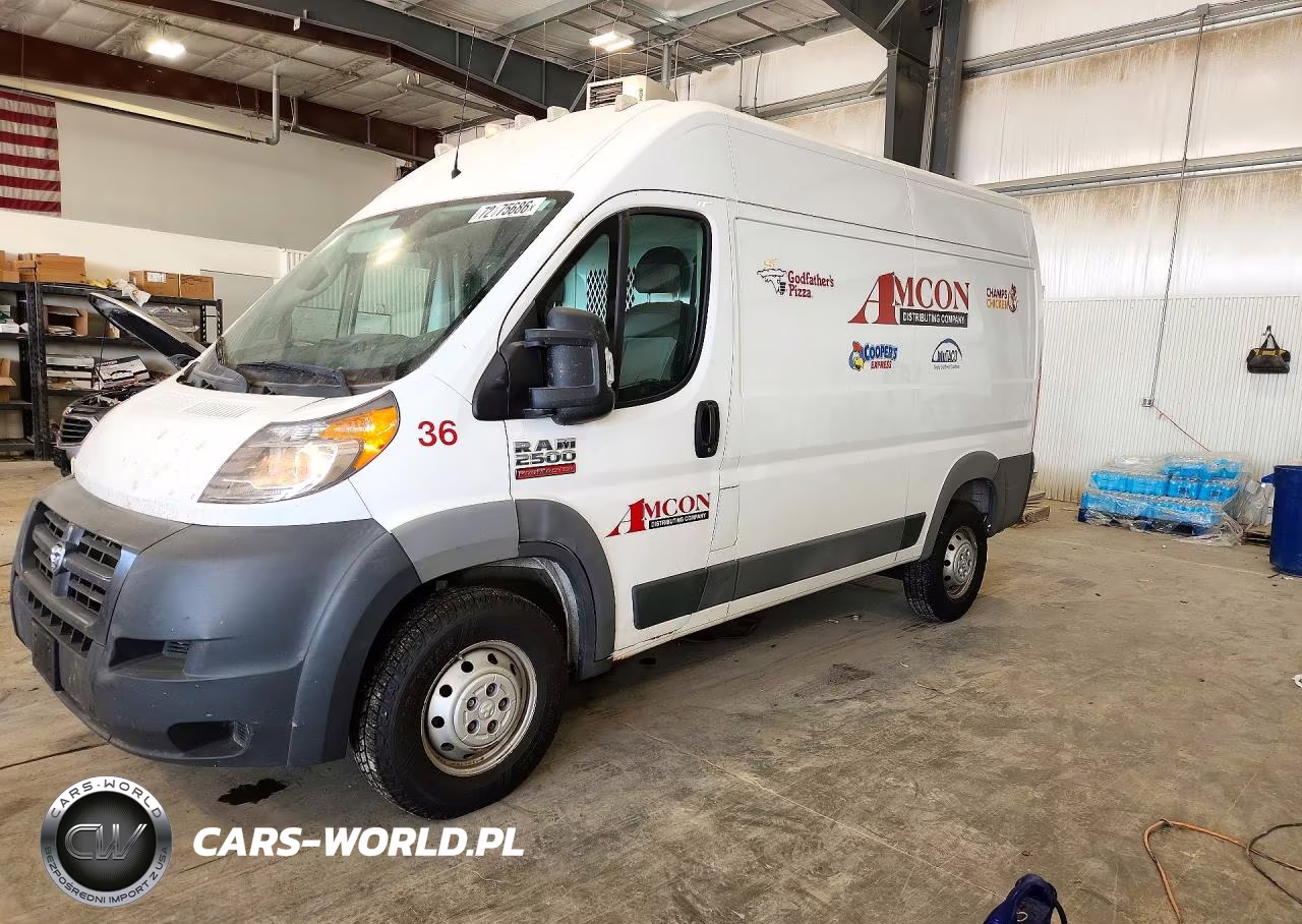 2018 Ram Promaster 2500 Vf Delivery Van VIN:3C6TRVCG9JE104513 - 1