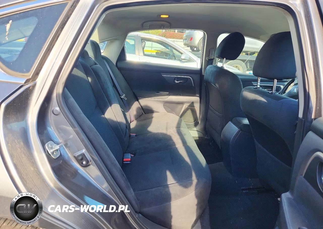 2015 Nissan Altima 2.5 S VIN:1N4AL3APXFN374397 - 10