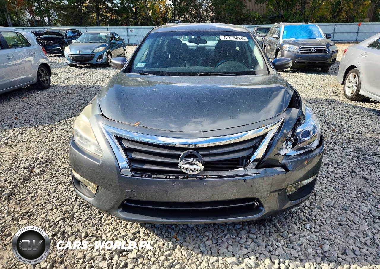 2015 Nissan Altima 2.5 S VIN:1N4AL3APXFN374397 - 5