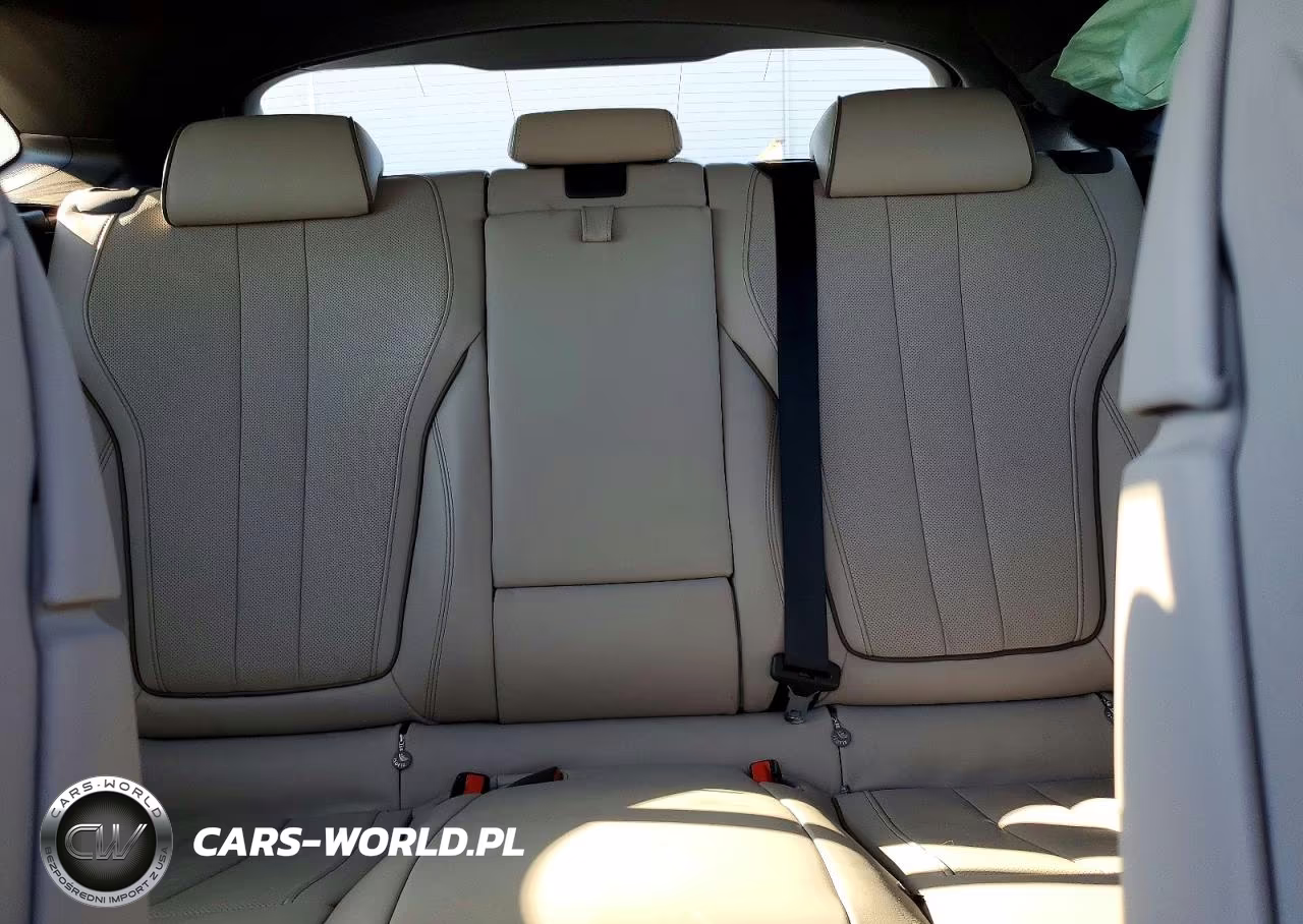 2018 BMW X6 xDrive50I VIN:5UXKU6C52J0W39097 - 10