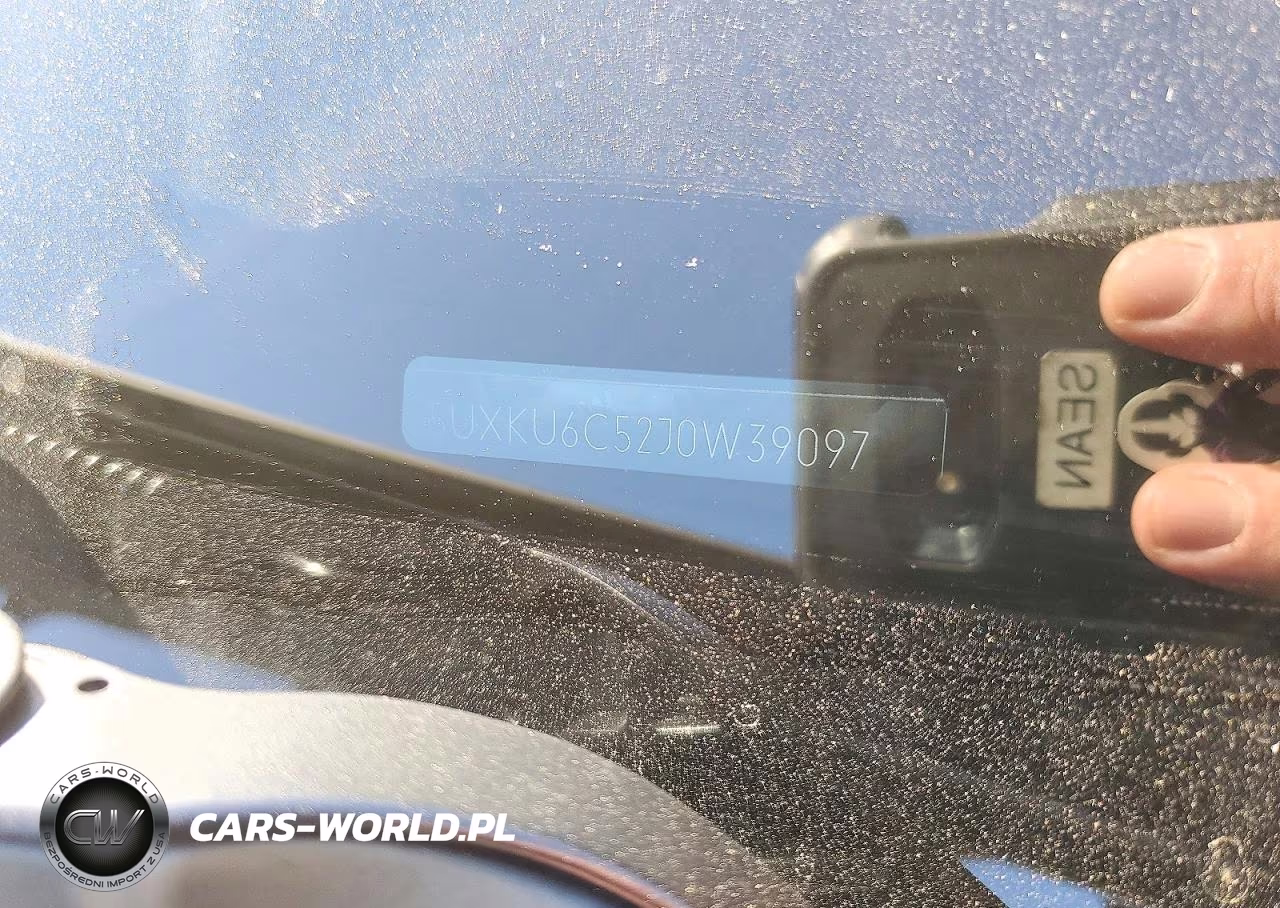 2018 BMW X6 xDrive50I VIN:5UXKU6C52J0W39097 - 13