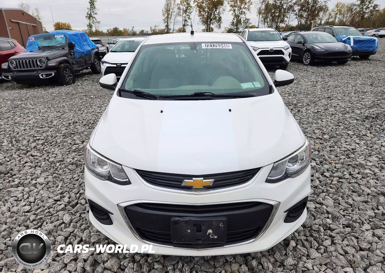2018 Chevrolet Sonic VIN:1G1JG6SH0J4110314 - 5