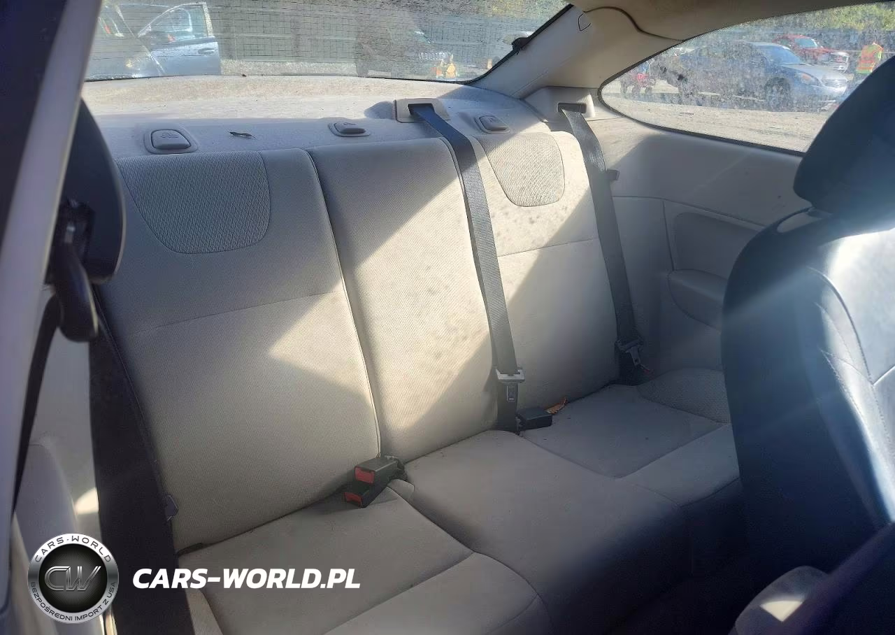 2008 Ford Focus S-Se VIN:1FAHP32N88W238363 - 10