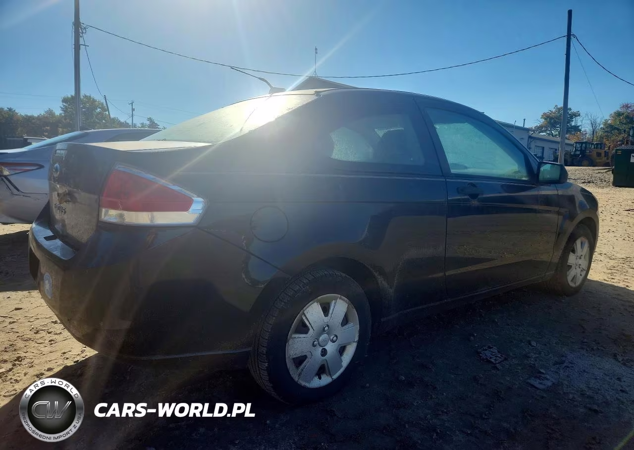 2008 Ford Focus S-Se VIN:1FAHP32N88W238363 - 3