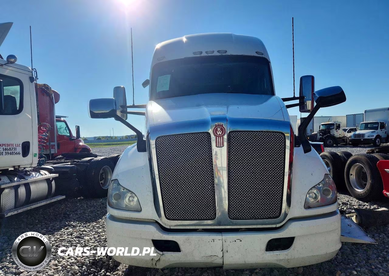 2020 Kenworth T680 Semi Truck VIN:1XKYDP9X2LJ311142 - 5