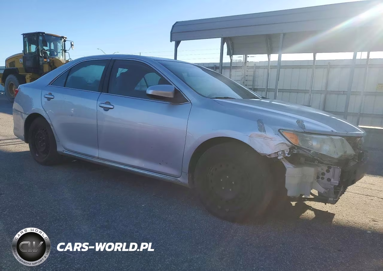 2014 Toyota Camry Le VIN:4T4BF1FK7ER374046 - 4