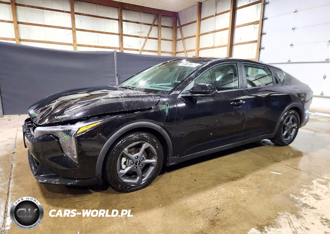 2026 Kia K4 Lxs
