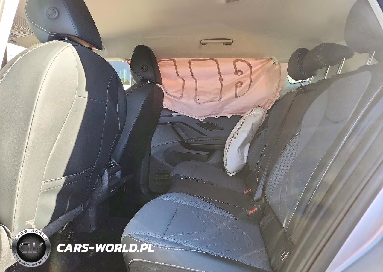 2026 Volkswagen Tiguan Se VIN:3VVFR7RMXTM073510 - 11