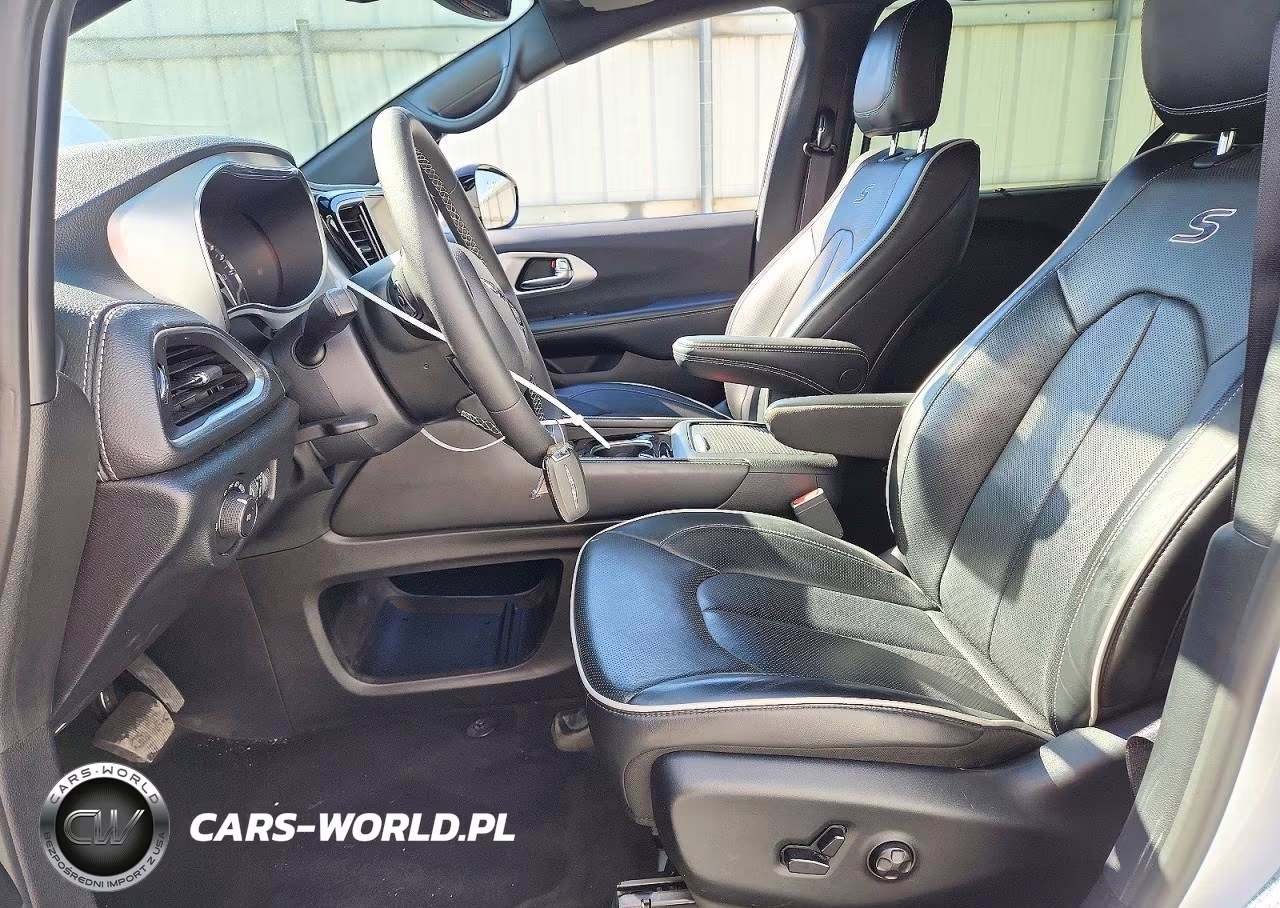 2025 Chrysler Pacifica Limited VIN:2C4RC1GG5SR544414 - 7