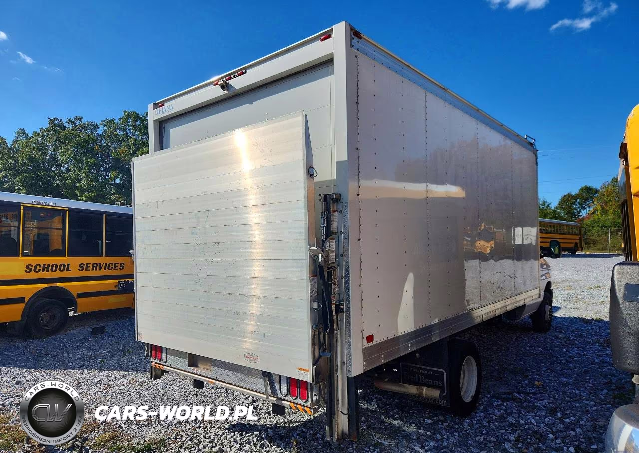 2023 Ford E450 Box Truck VIN:1FDXE4FN8PDD32499 - 3