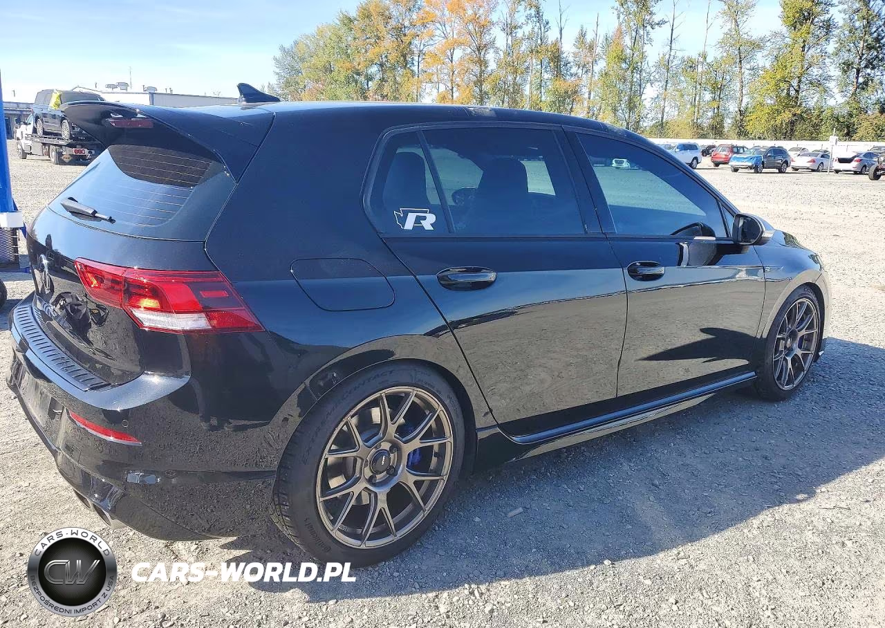 2024 Volkswagen Golf R VIN:WVWEB7CD8RW225624 - 3
