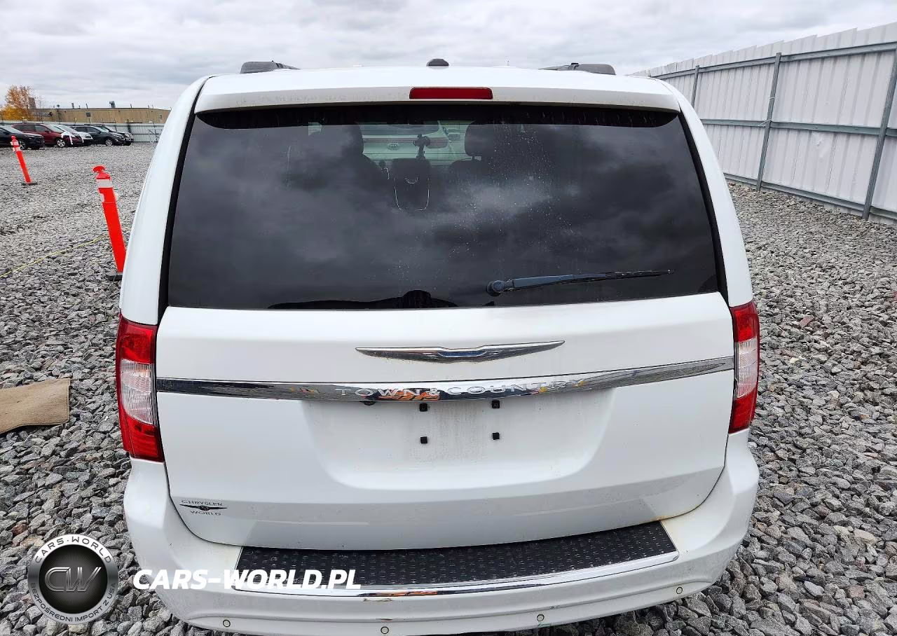 2016 Chrysler Town & Country Touring L VIN:2C4RC1CG2GR207714 - 6