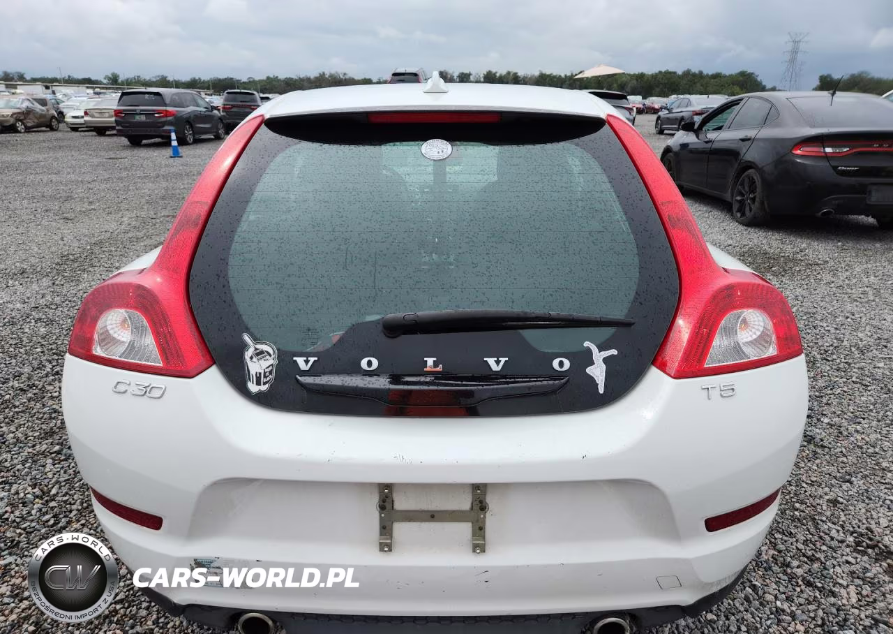 2013 Volvo C30 T5 VIN:YV1672MK7D2304735 - 6