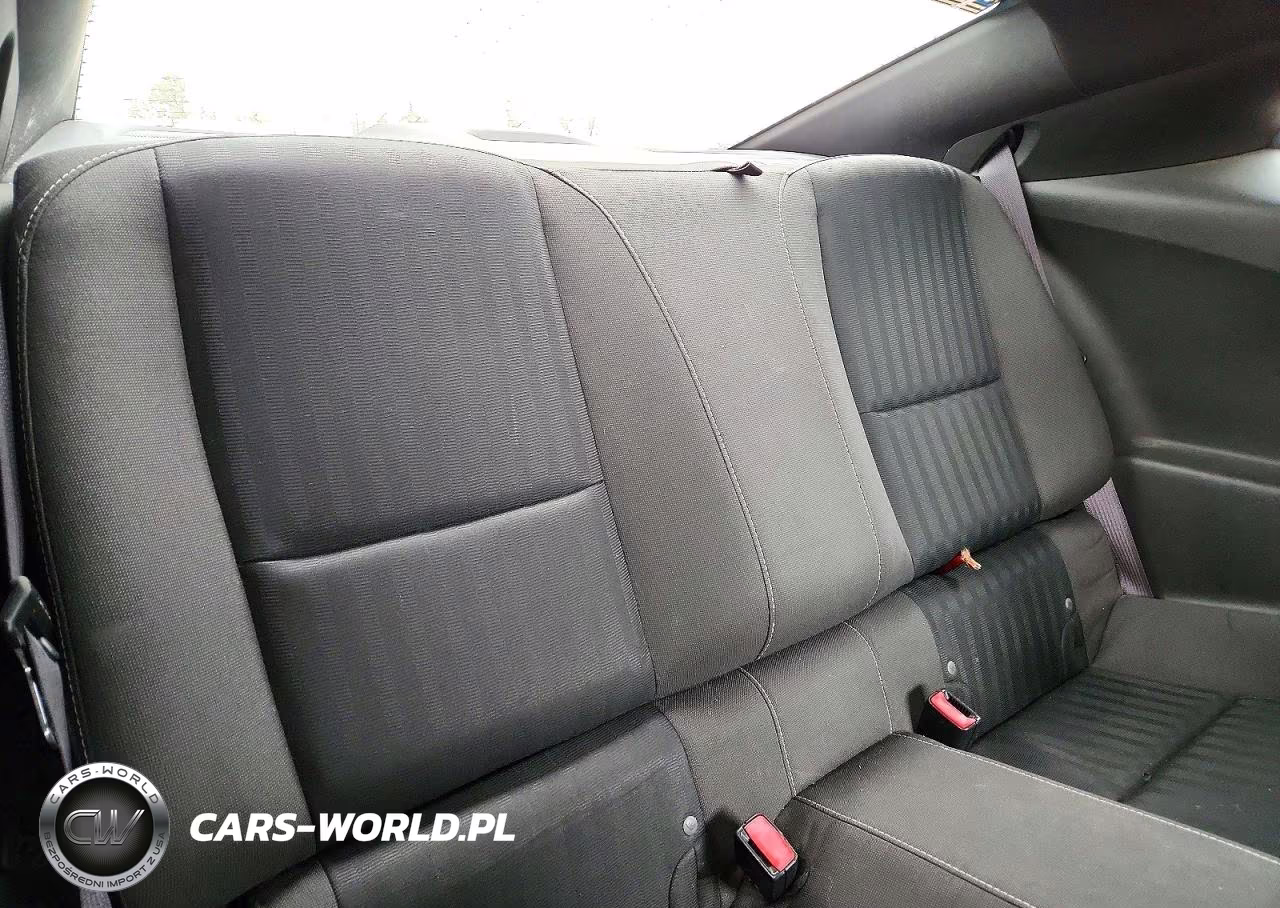 2012 Chevrolet Camaro Ls VIN:2G1FA1E38C9121216 - 10