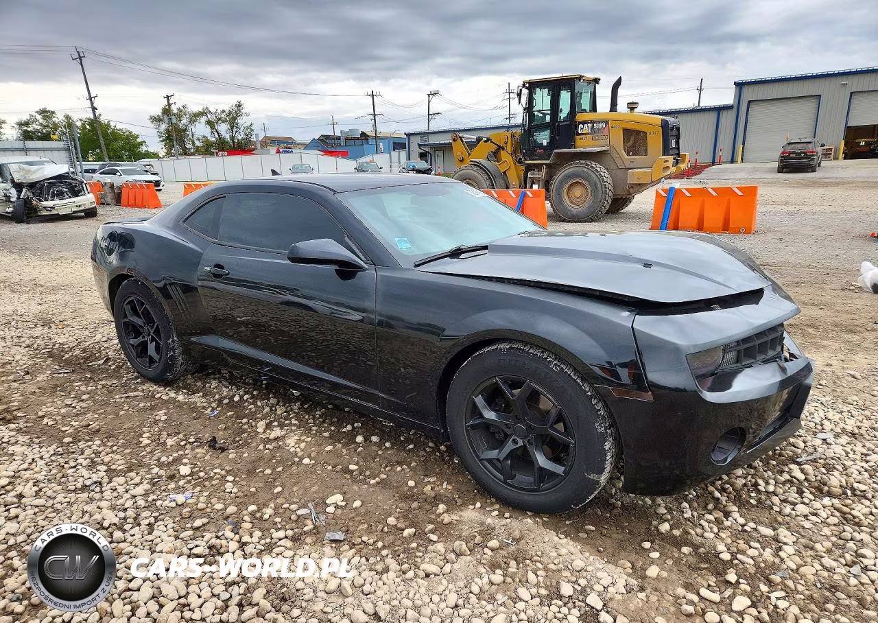 2012 Chevrolet Camaro Ls VIN:2G1FA1E38C9121216 - 4