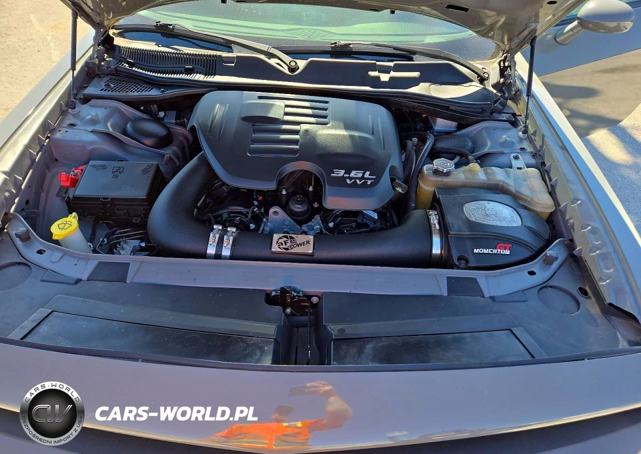 2018 Dodge Challenger Sxt VIN:2C3CDZAG5JH279660 - 11