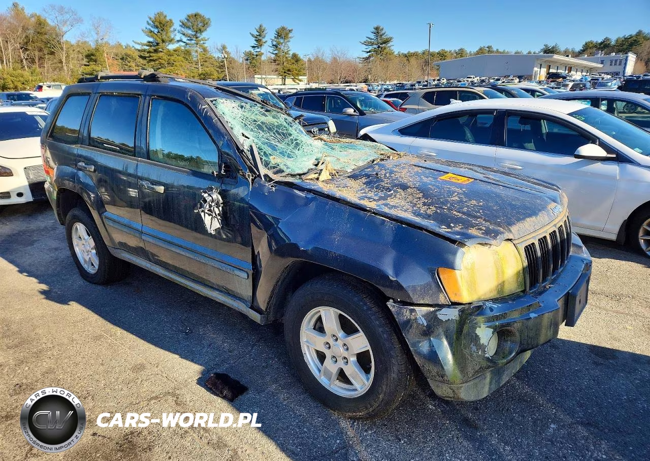 2007 Jeep Grand Cherokee Laredo VIN:1J8GR48K27C652444 - 4