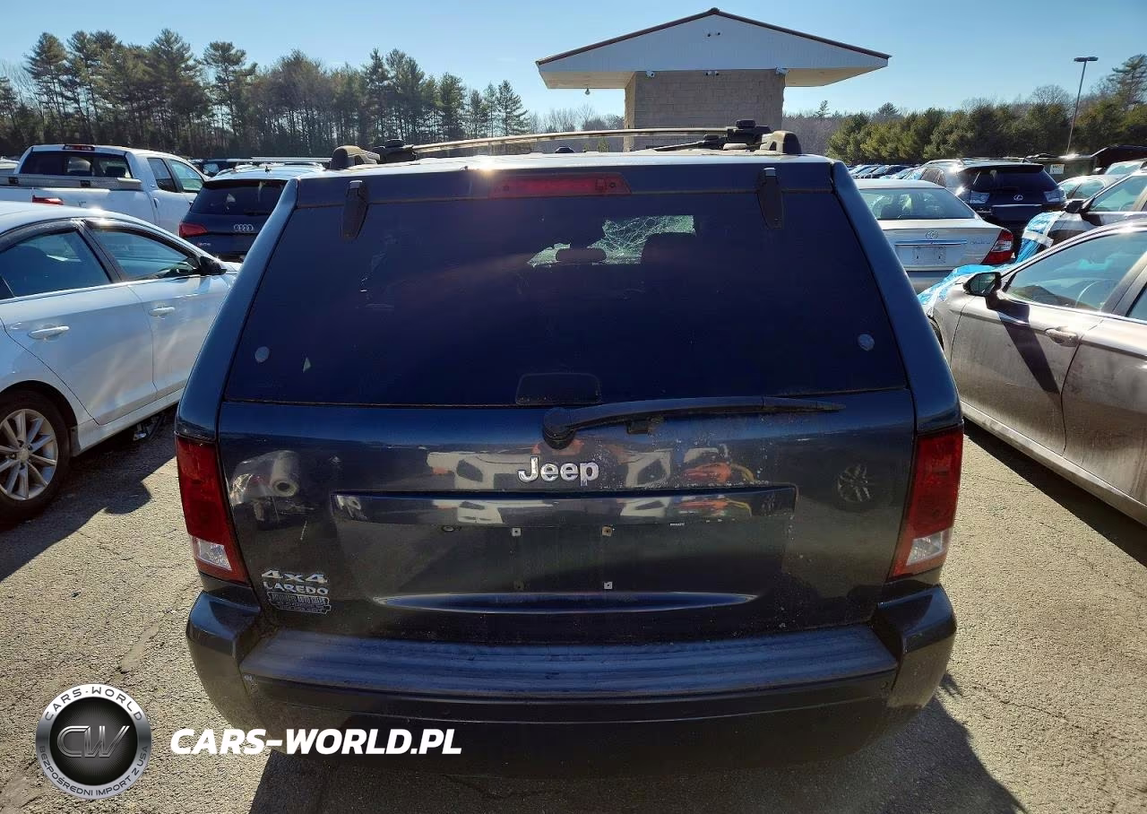 2007 Jeep Grand Cherokee Laredo VIN:1J8GR48K27C652444 - 6