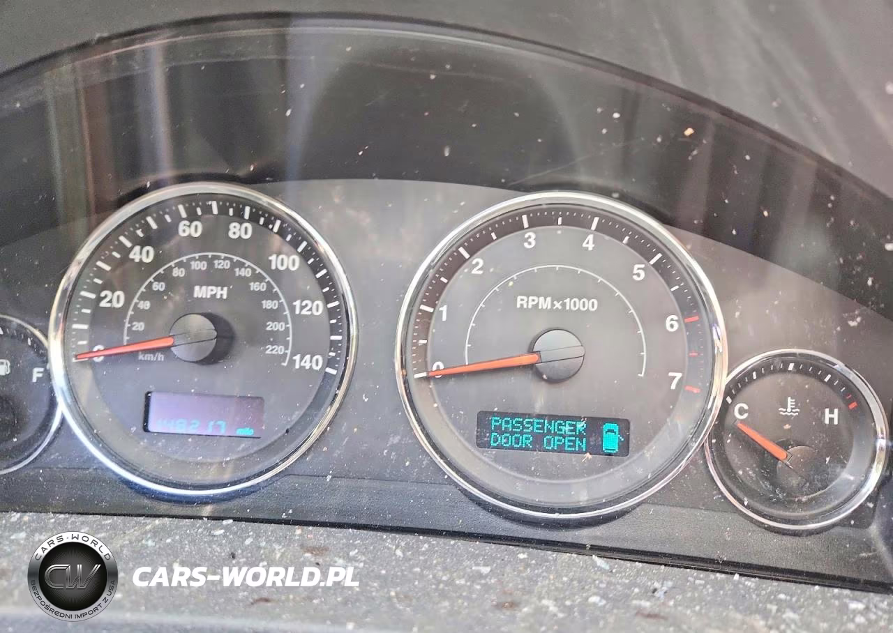 2007 Jeep Grand Cherokee Laredo VIN:1J8GR48K27C652444 - 9
