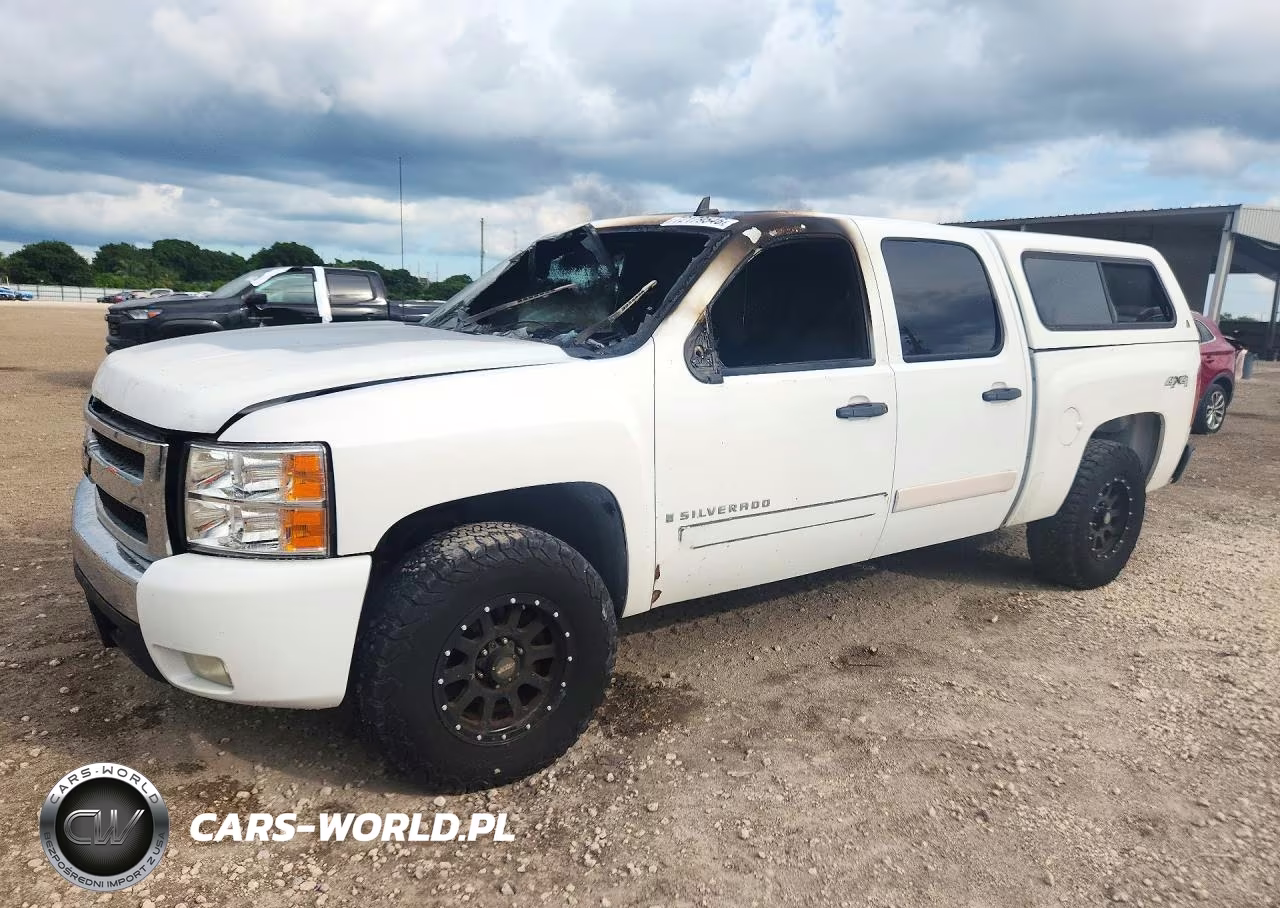 2007 Chevrolet Silverado K1500 Crew Cab VIN:2GCEK13MX71614542 - 1