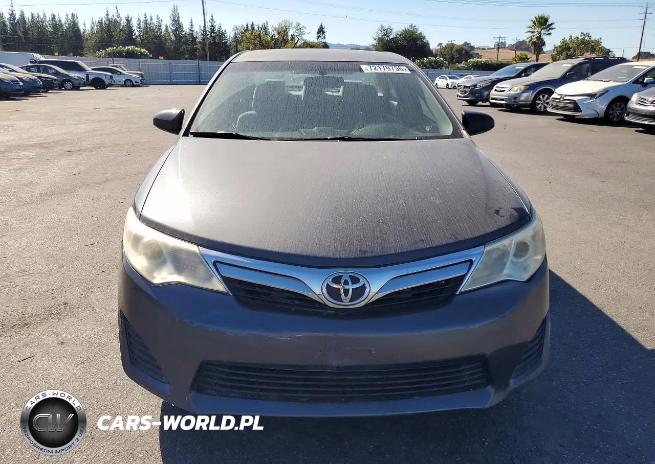 2012 Toyota Camry Le VIN:4T1BF1FK6CU517026 - 5
