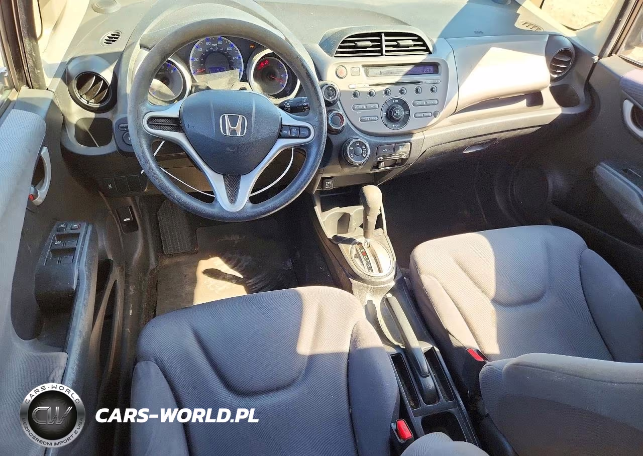 2013 Honda Fit VIN:JHMGE8H34DC074165 - 8