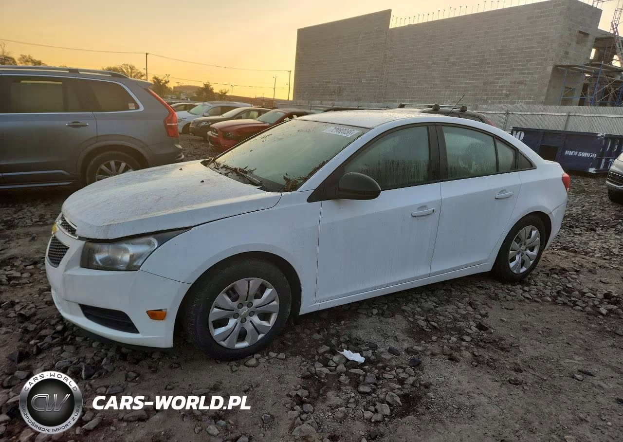 2015 Chevrolet Cruze Ls VIN:1G1PA5SGXF7281865 - 1