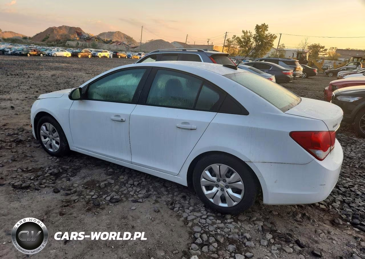 2015 Chevrolet Cruze Ls VIN:1G1PA5SGXF7281865 - 2