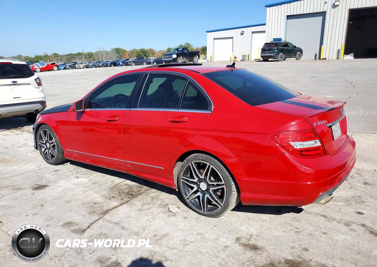 2013 Mercedes-Benz C 350 VIN:WDDGF5HB0DA863595 - 2