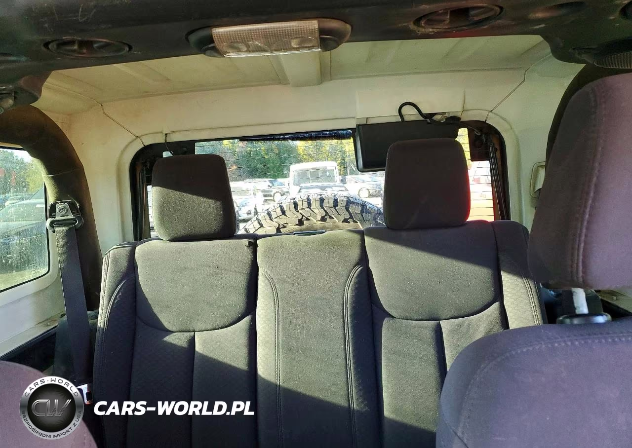 2013 Jeep Wrangler Sport VIN:1C4AJWAGXDL633979 - 10