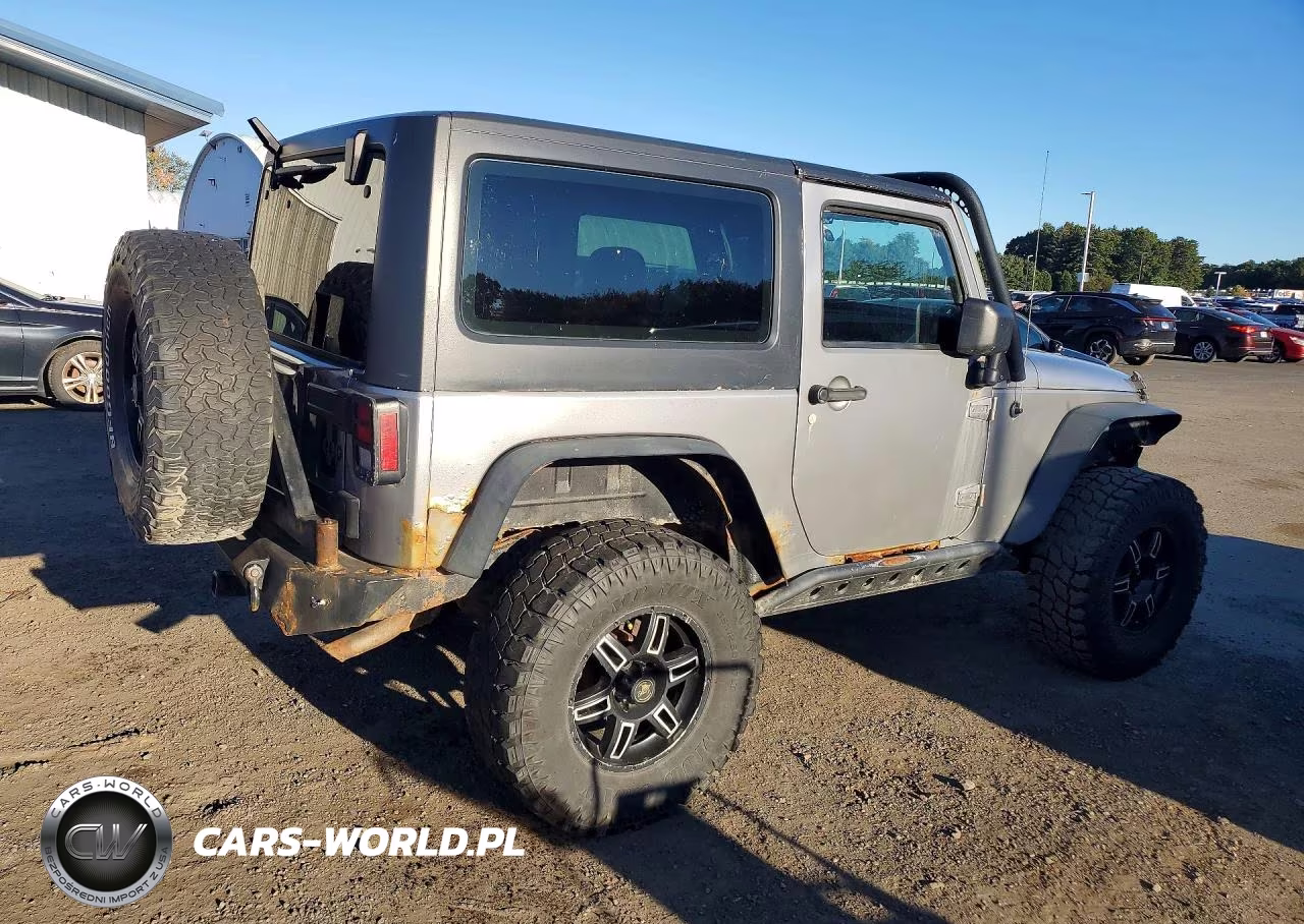 2013 Jeep Wrangler Sport VIN:1C4AJWAGXDL633979 - 3