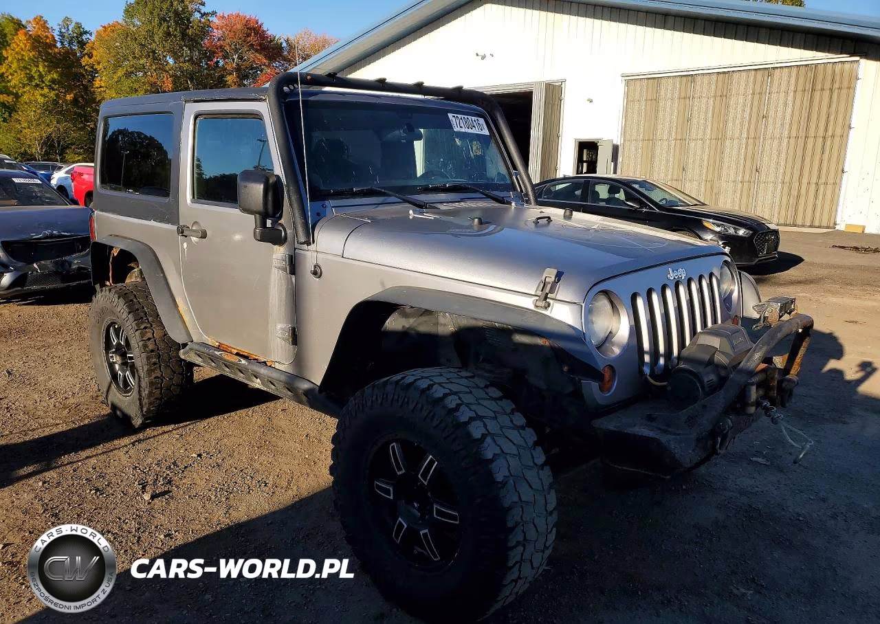 2013 Jeep Wrangler Sport VIN:1C4AJWAGXDL633979 - 4
