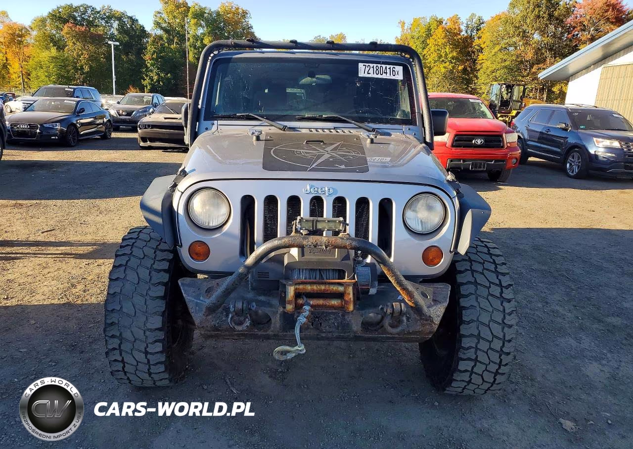 2013 Jeep Wrangler Sport VIN:1C4AJWAGXDL633979 - 5