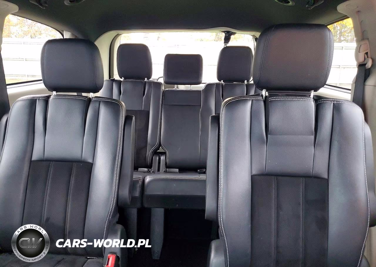 2017 Dodge Grand Caravan Sxt VIN:2C4RDGCG8HR605544 - 10