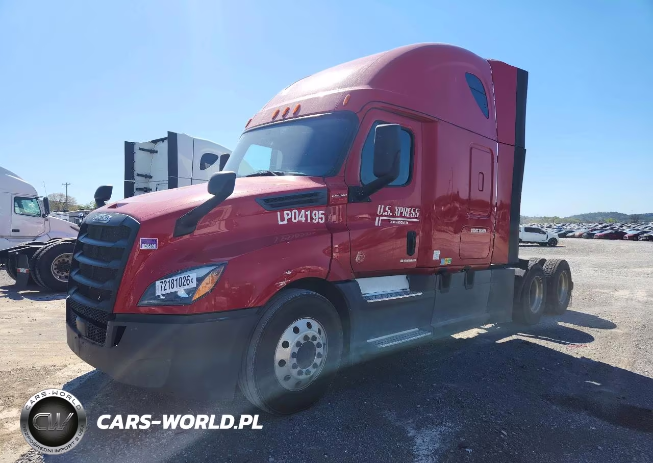2020 Freightliner Cascadia 126