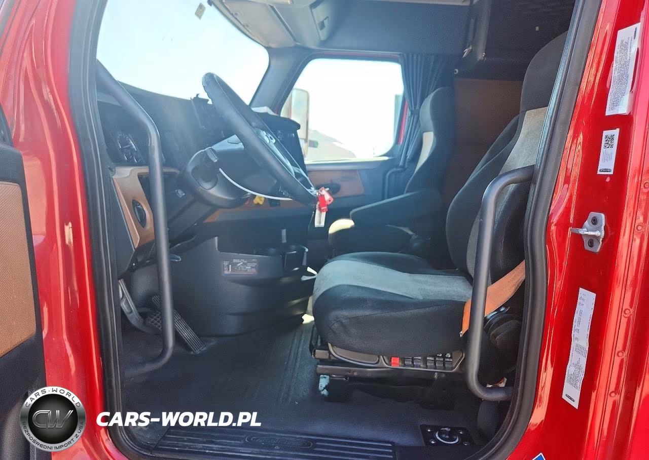 2020 Freightliner Cascadia 126 VIN:3AKJHHDR7LSLJ7715 - 7