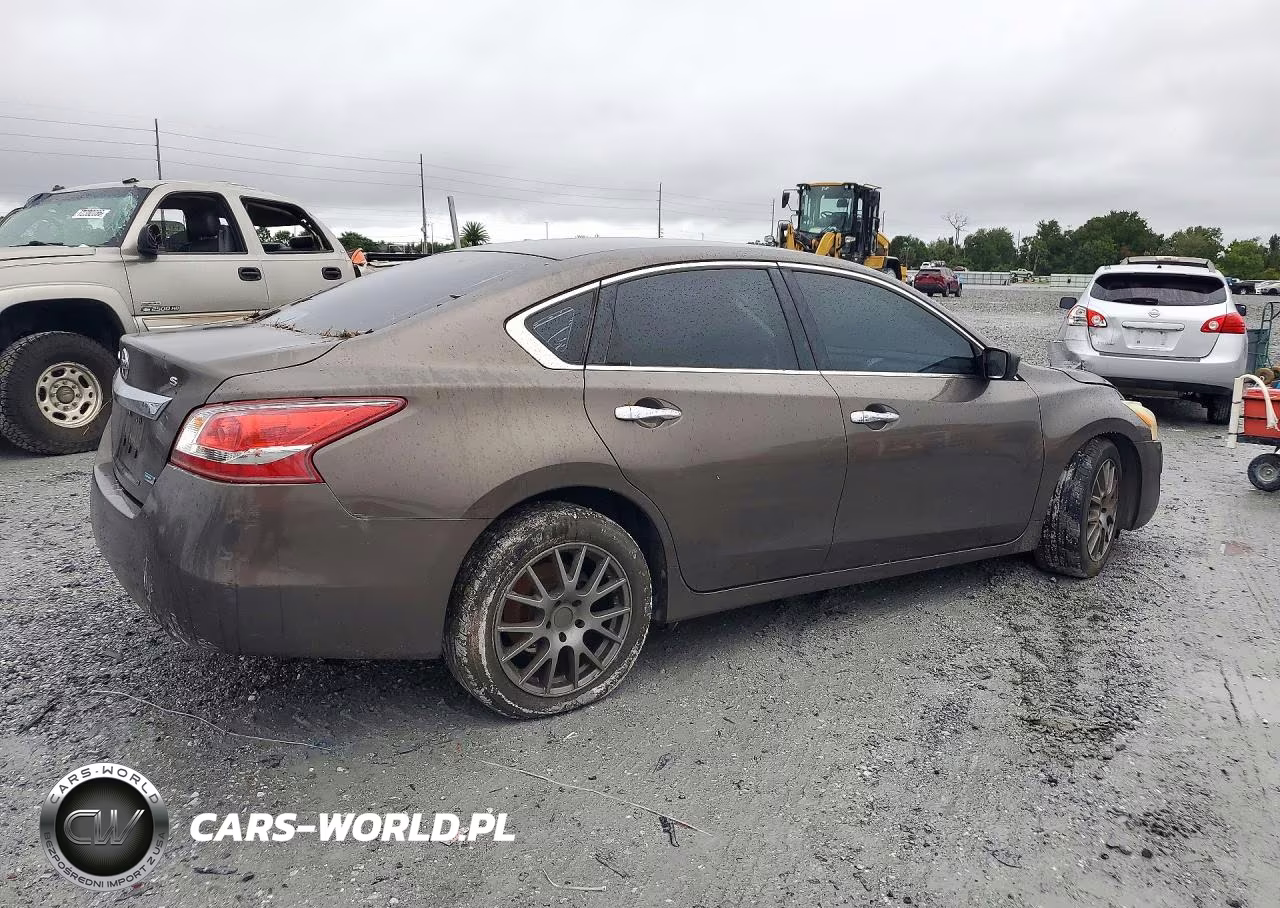 2013 Nissan Altima 2.5 VIN:1N4AL3AP7DC910067 - 3
