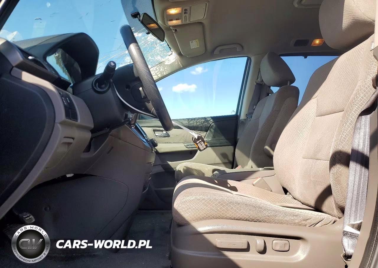 2016 Honda Odyssey Se VIN:5FNRL5H37GB145977 - 7