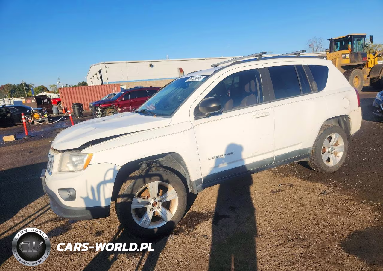 2011 Jeep Compass Sport VIN:1J4NF1FB8BD239336 - 1