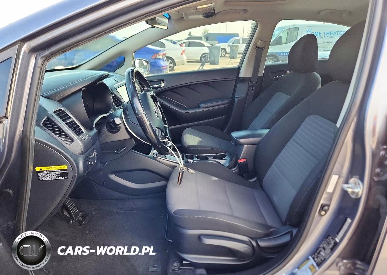 2018 Kia Forte S VIN:3KPFL4A76JE200409 - 7