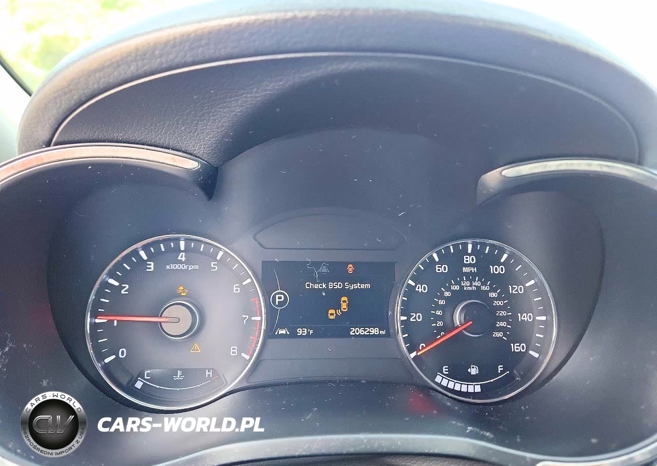 2018 Kia Forte S VIN:3KPFL4A76JE200409 - 9