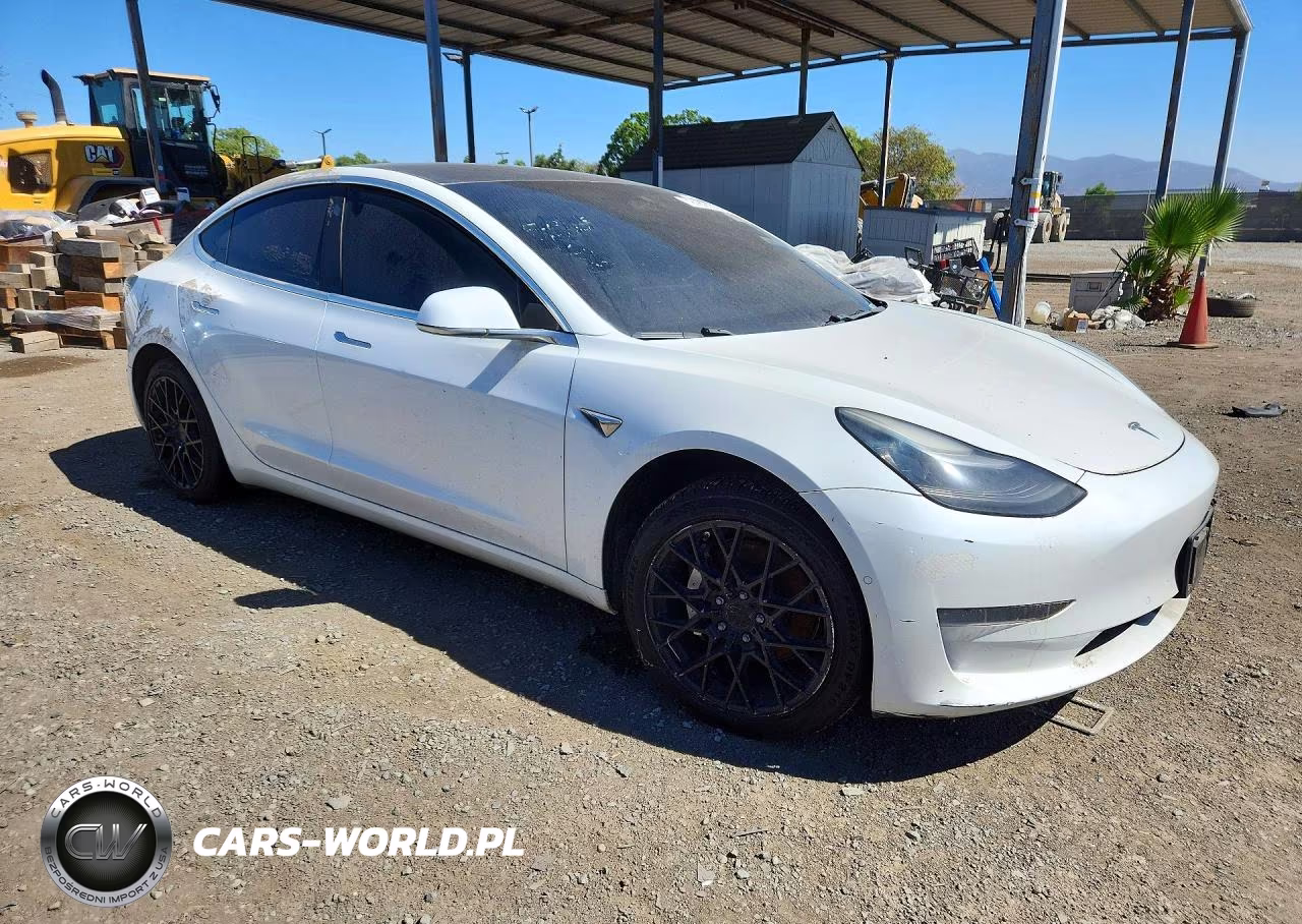 2019 Tesla Model 3 VIN:5YJ3E1EA5KF482474 - 4