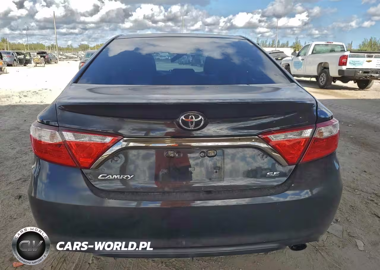 2015 Toyota Camry Le VIN:4T1BF1FK0FU018629 - 6