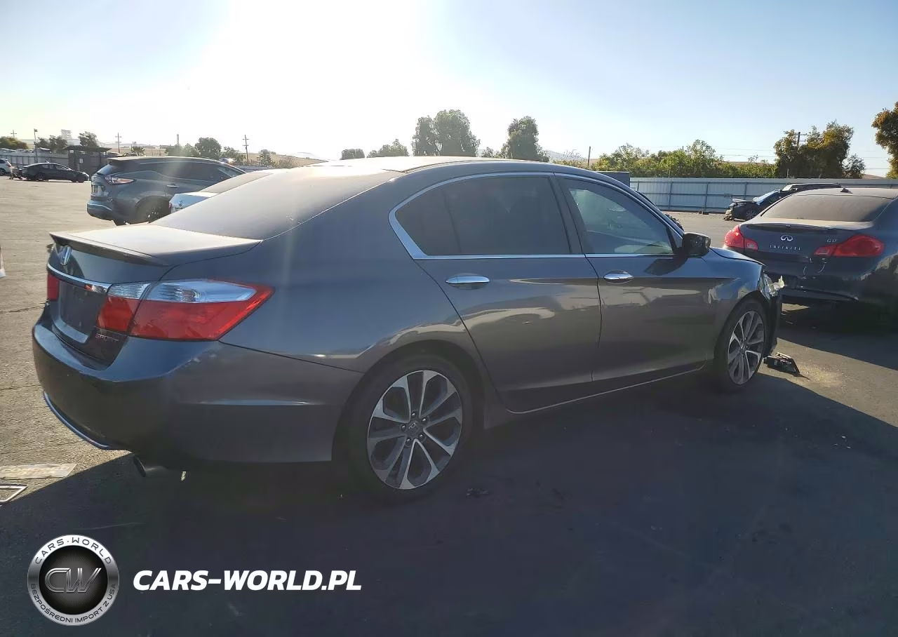 2015 Honda Accord Sport VIN:1HGCR2F56FA039181 - 3