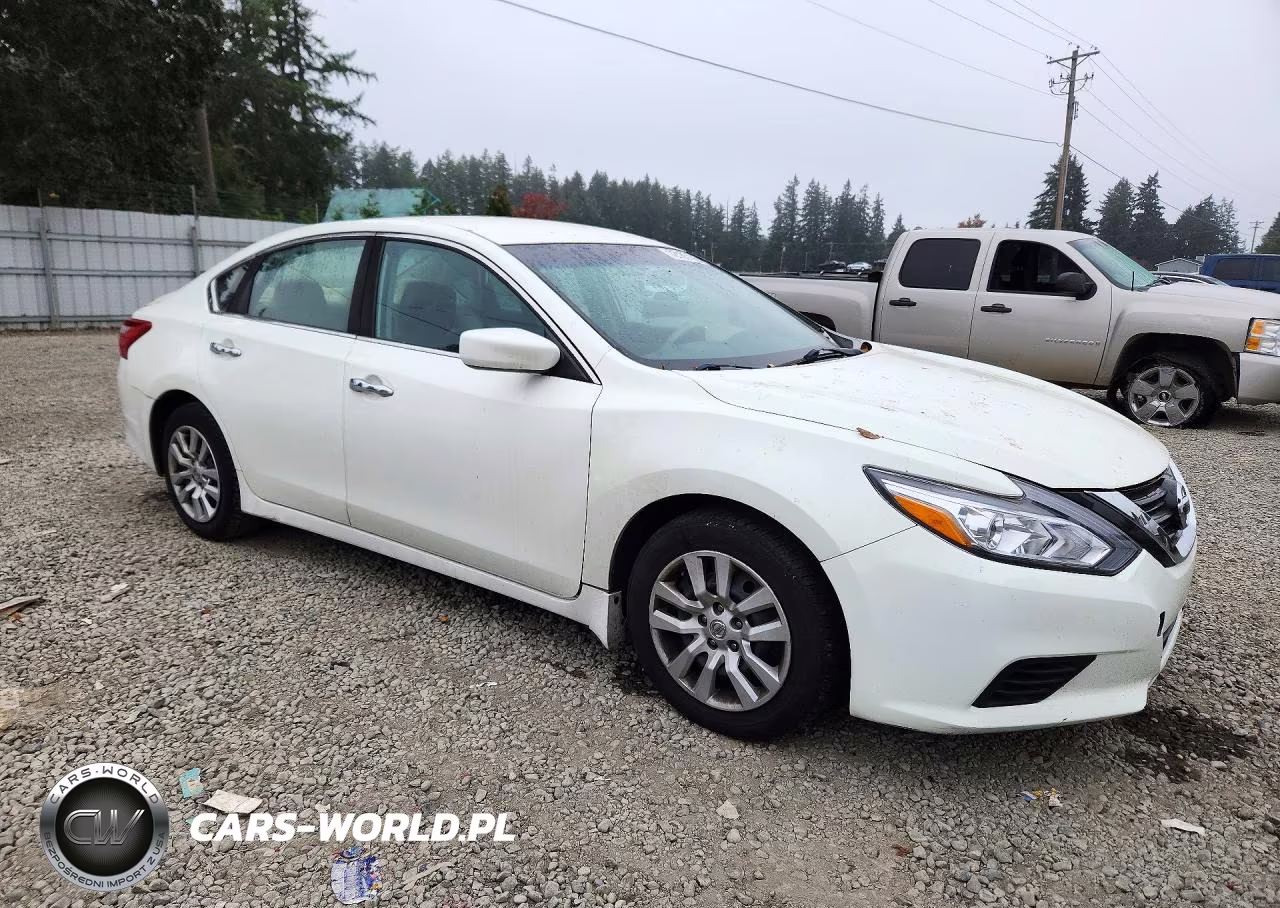 2016 Nissan Altima 2.5 S VIN:1N4AL3AP7GC285819 - 4