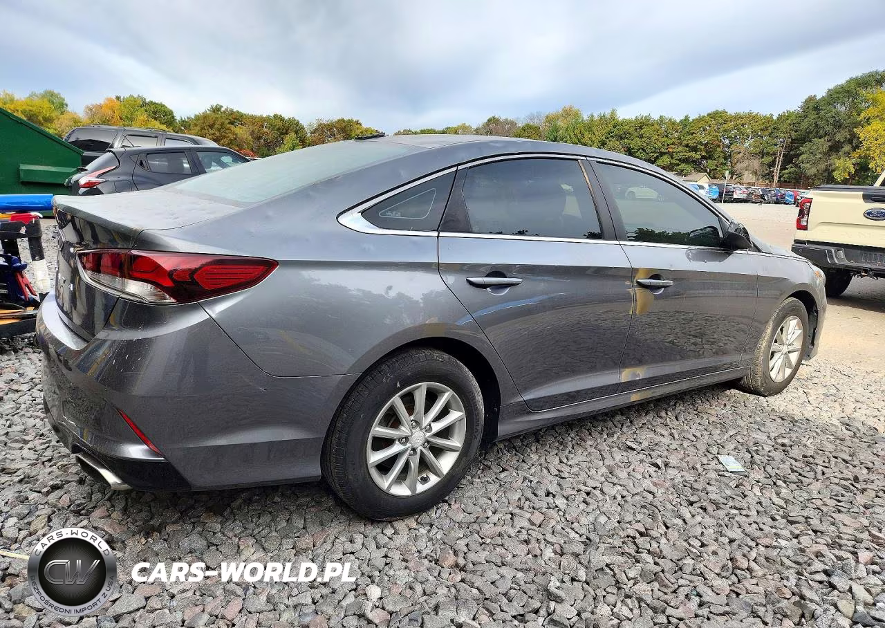 2018 Hyundai Sonata Se VIN:5NPE24AF8JH668983 - 3