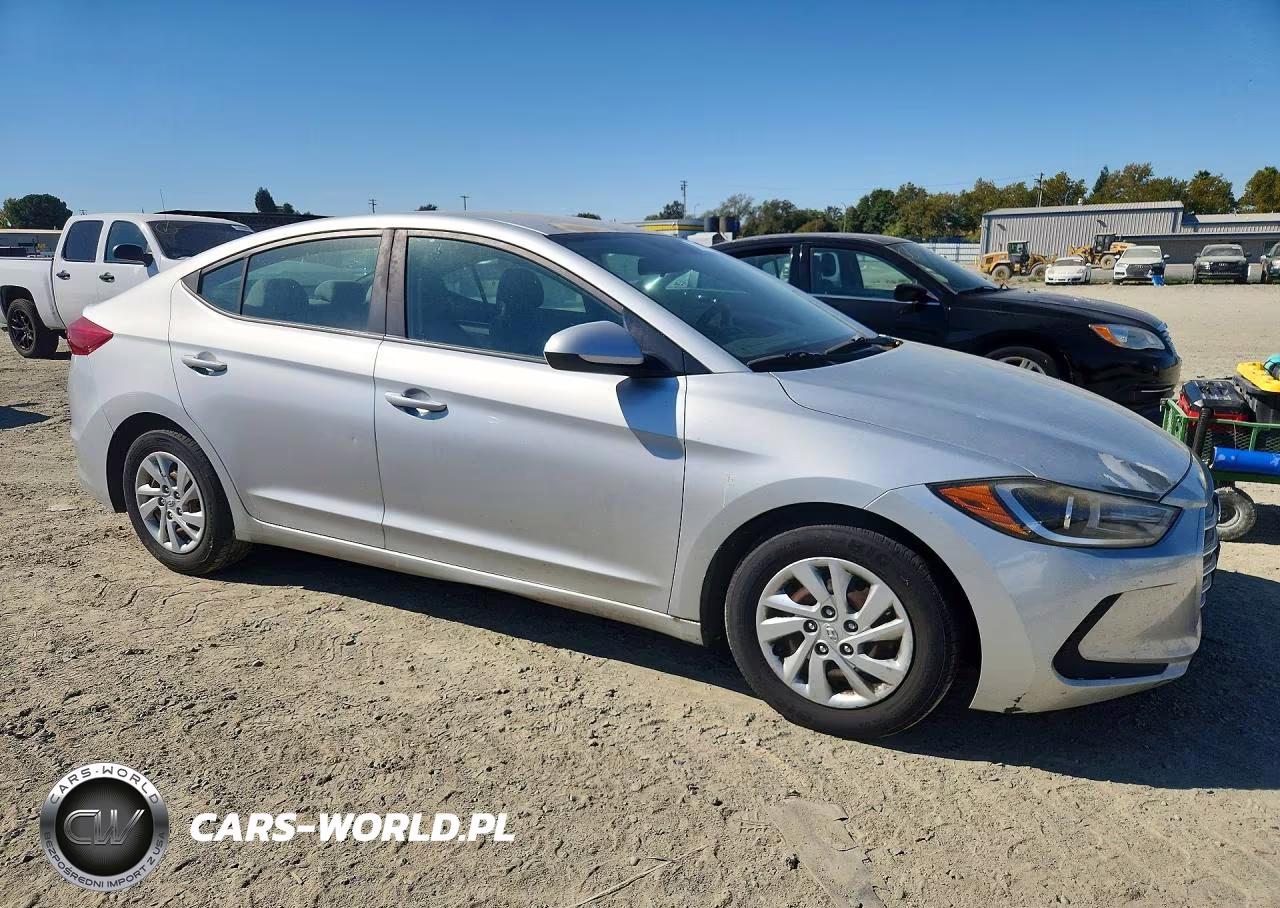 2017 Hyundai Elantra Se VIN:5NPD74LF0HH097512 - 4