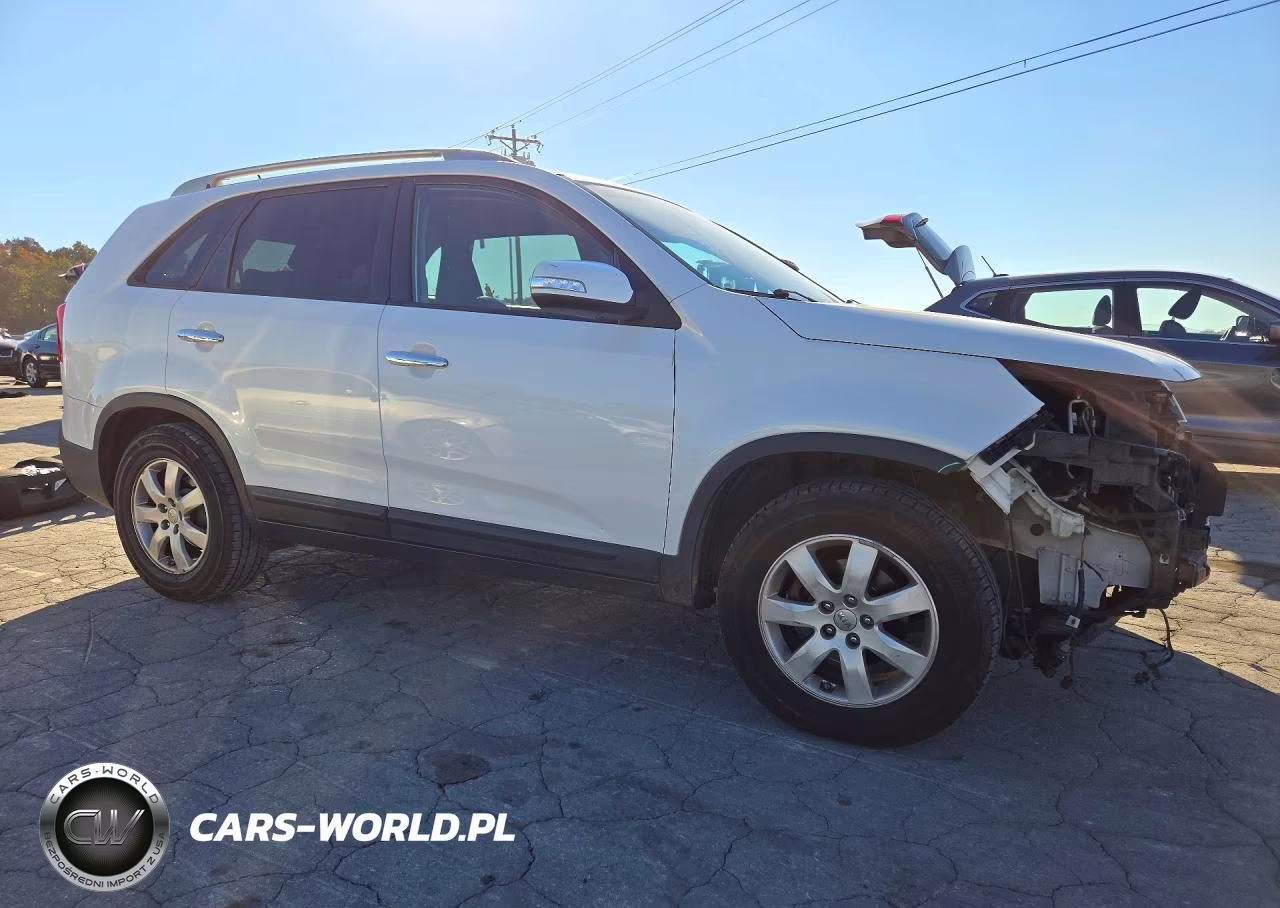 2012 Kia Sorento Lx VIN:5XYKT3A65CG298869 - 4