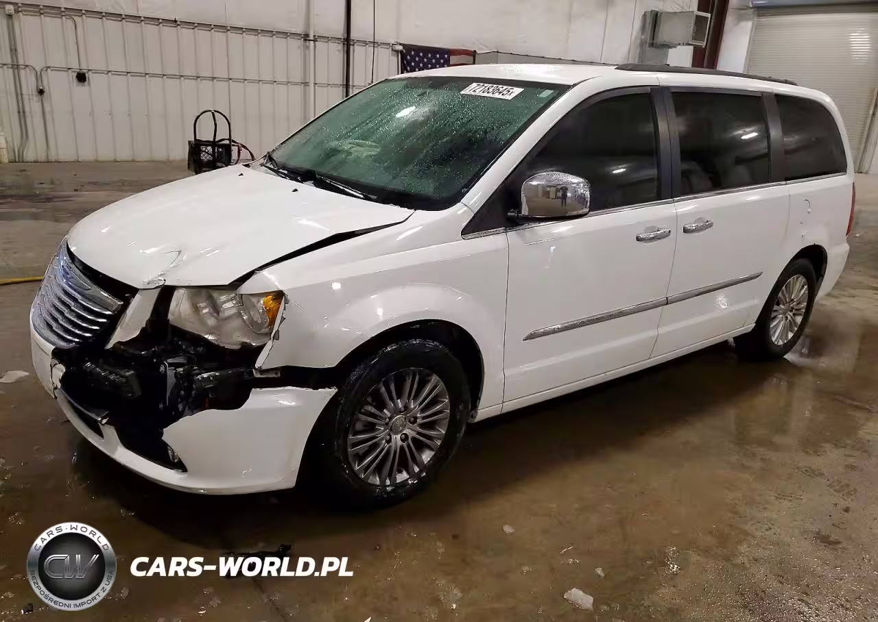 2015 Chrysler Town & Country Touring L